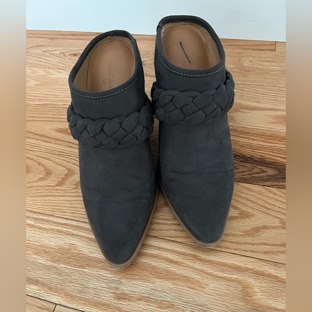 Target Universal Thread braided bootie